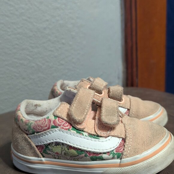 Vans - Picture 5 of 5